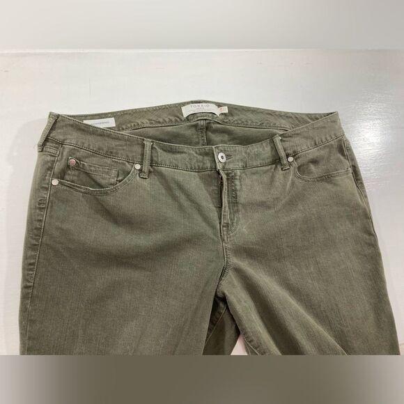 Torrid Women’s 22R Olive Green Boyfriend Jeans Distressed Straight Leg Grunge - Picture 4 of 13